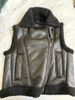 H&M Black Faux Shearling Moto Vest